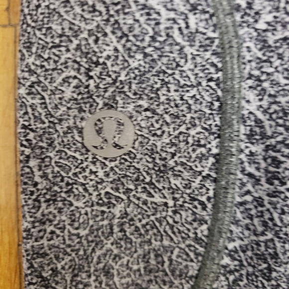 Lululemon Run The Day Cropped Leggings - Picture 7 of 10